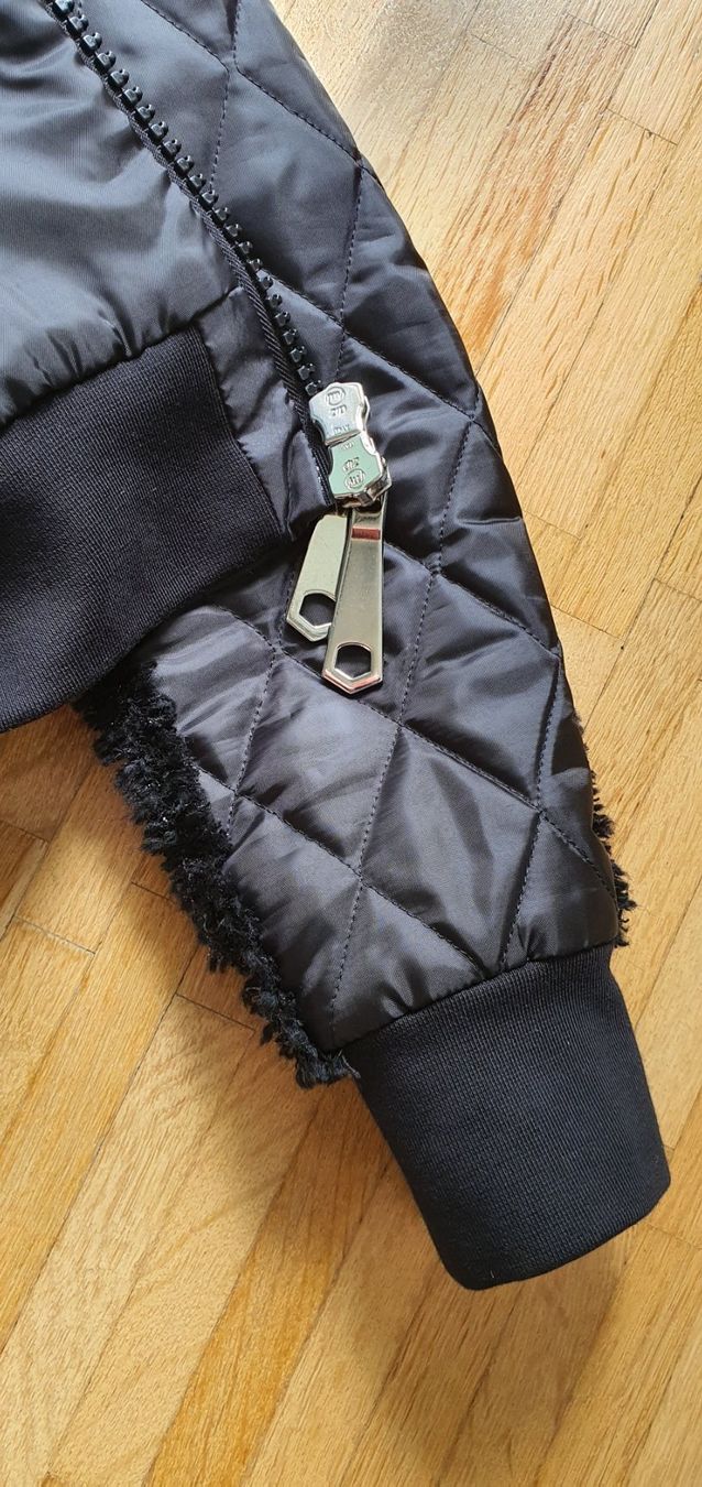 Pinko Giacche: PINKO Winterjacke Gr.36/S – Usato da Basel venduto da Kristal4 4