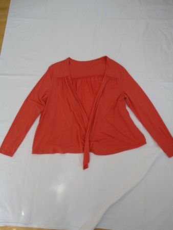 leichte Strickjacke Gr. 42/44 VERSAND