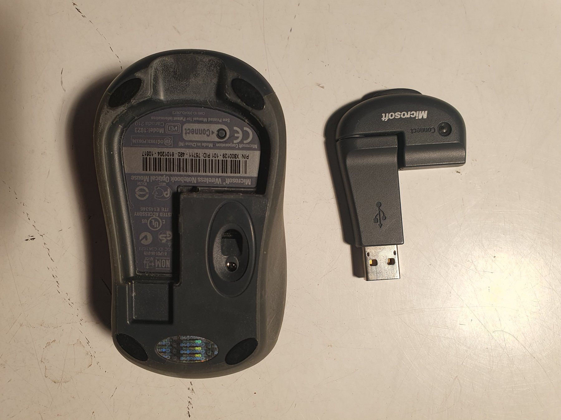 Microsoft Maus: Microsoft Wireless Notebook Optical Mouse 1023 – Gebraucht aus Zürich von loosebone 4