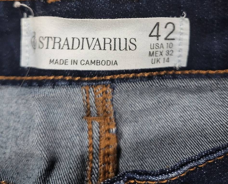 Jeans: Stradivarius Jeans  – Usato da Rothenhausen venduto da din_c7qk 2