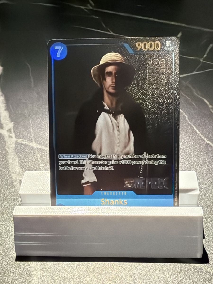 Bandai Carte collezionabili: One Piece P-051 Shanks, Englisch – Nuovo (secondo la descrizione) da St. Gallen venduto da cambitcg