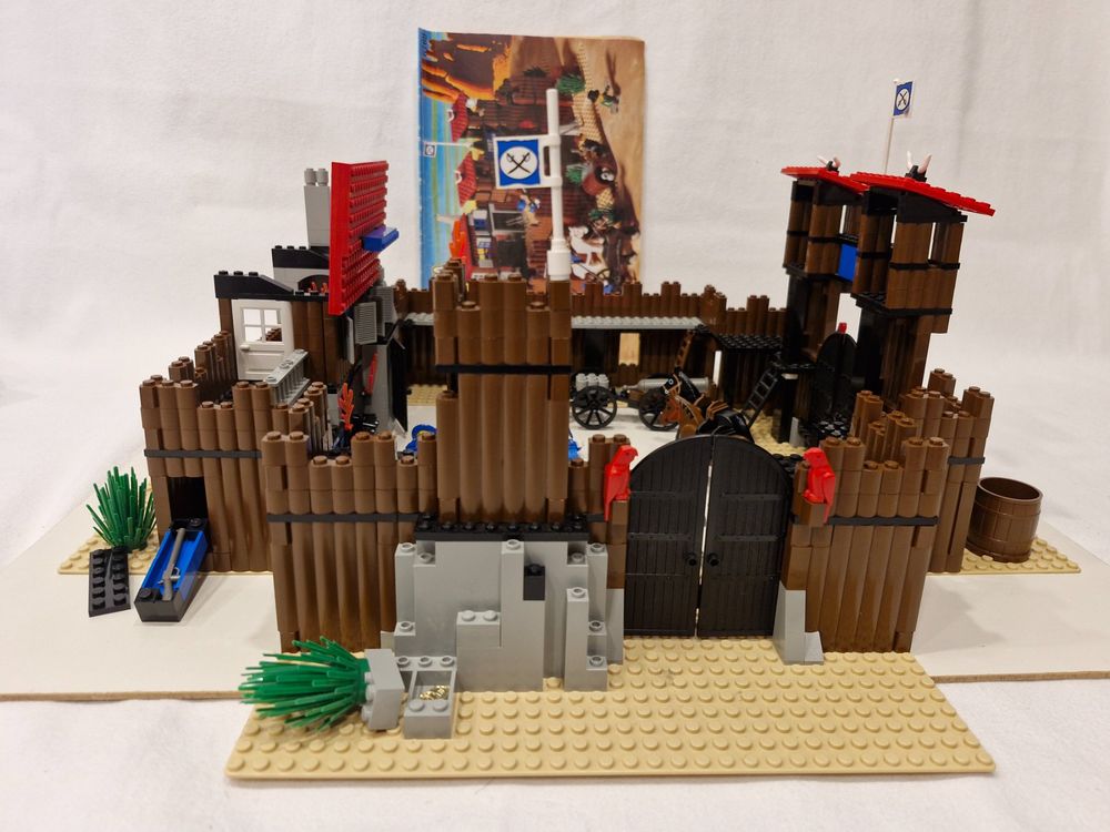 LEGO-Set 6769 Fort Legoredo (Gebraucht) in Eschenbach LU für CHF 190 ...