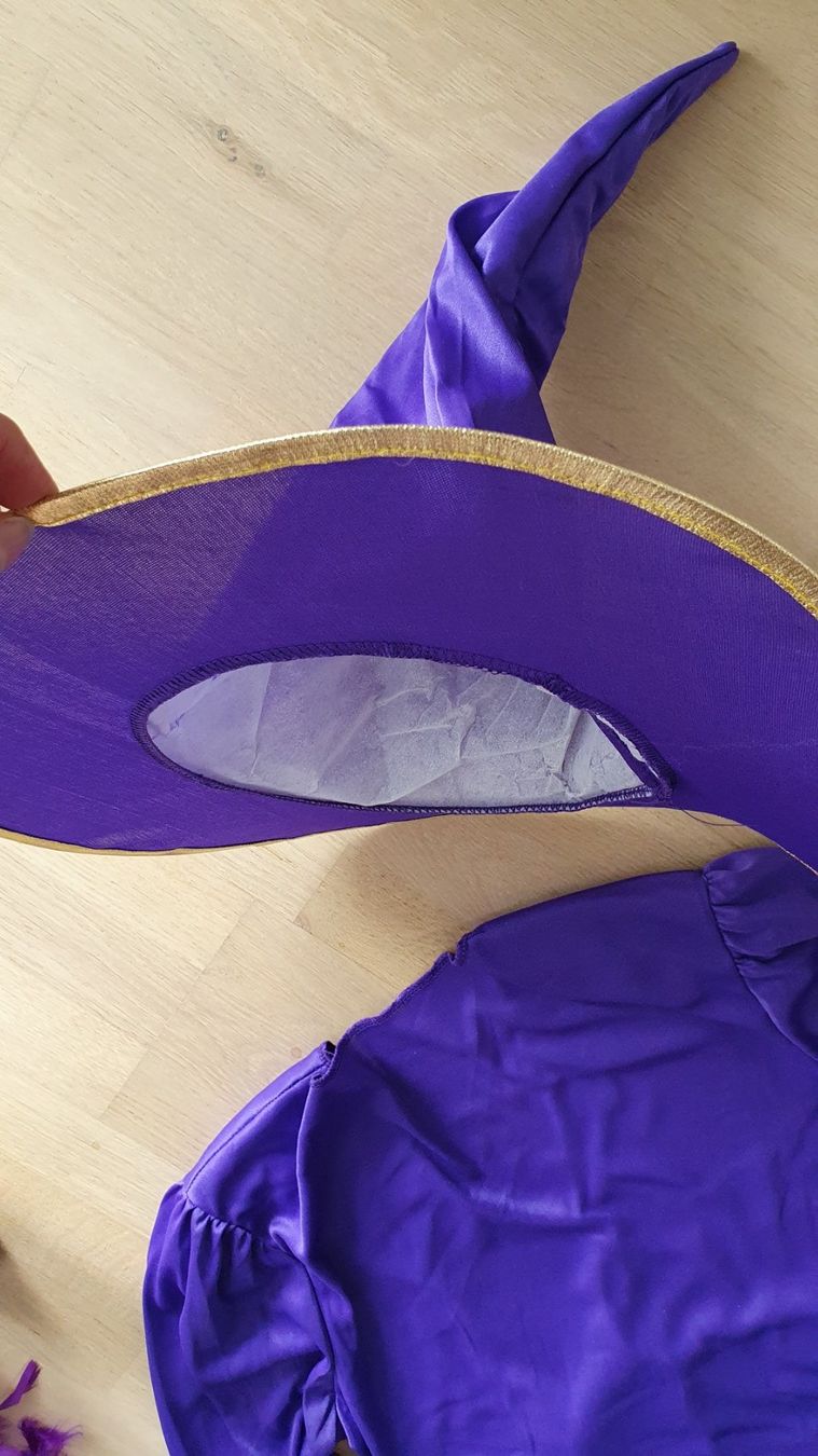 Costumi: Hexenkostüm Gr.38/40 – Usato da Schaffhausen venduto da Madison74 8