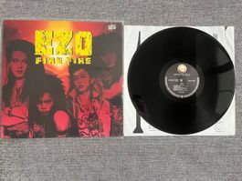 Ezo – Fire Fire