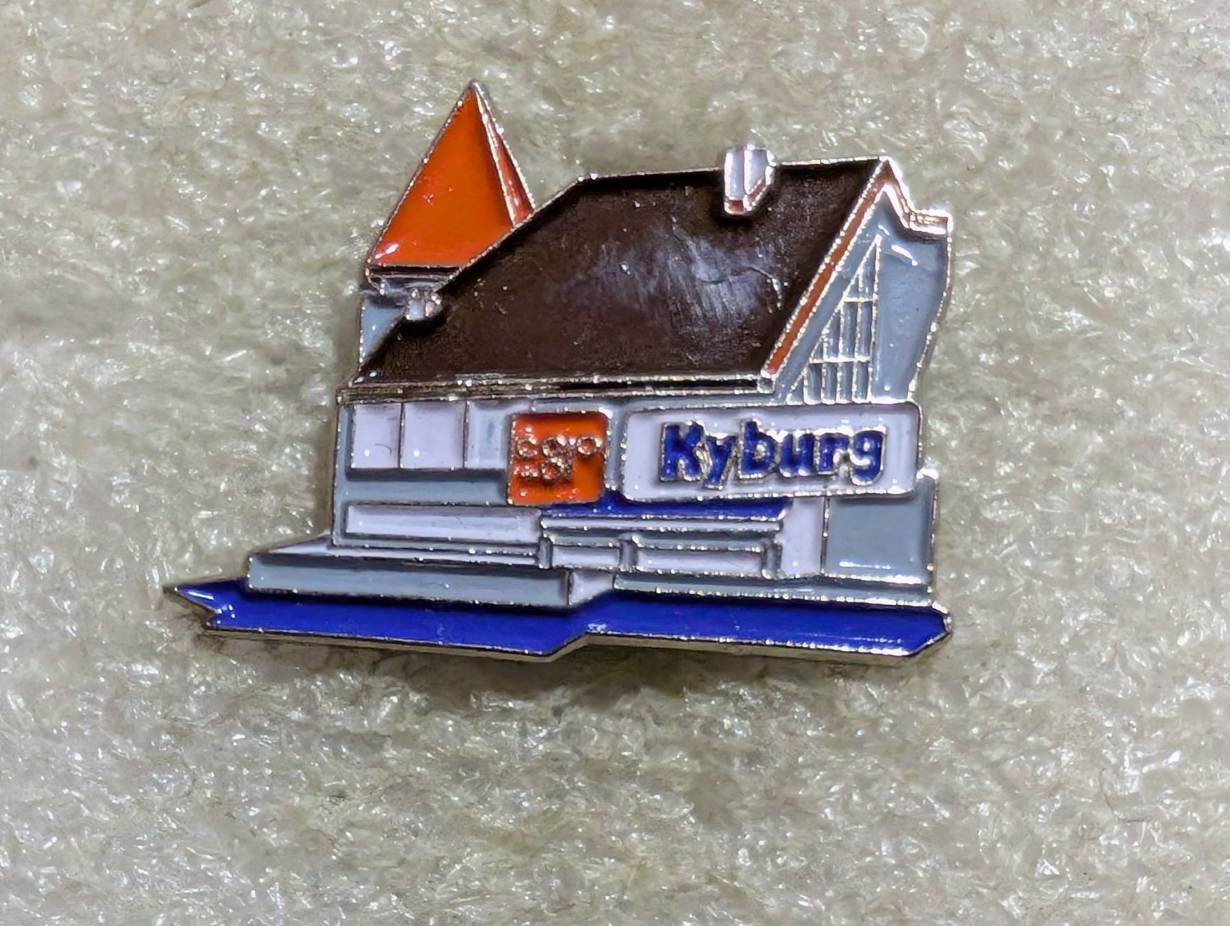 Placchette & Badge: Ansteckpin 107: Coop Kyburg – Usato da Oppligen venduto da Pin-Fall-Shop
