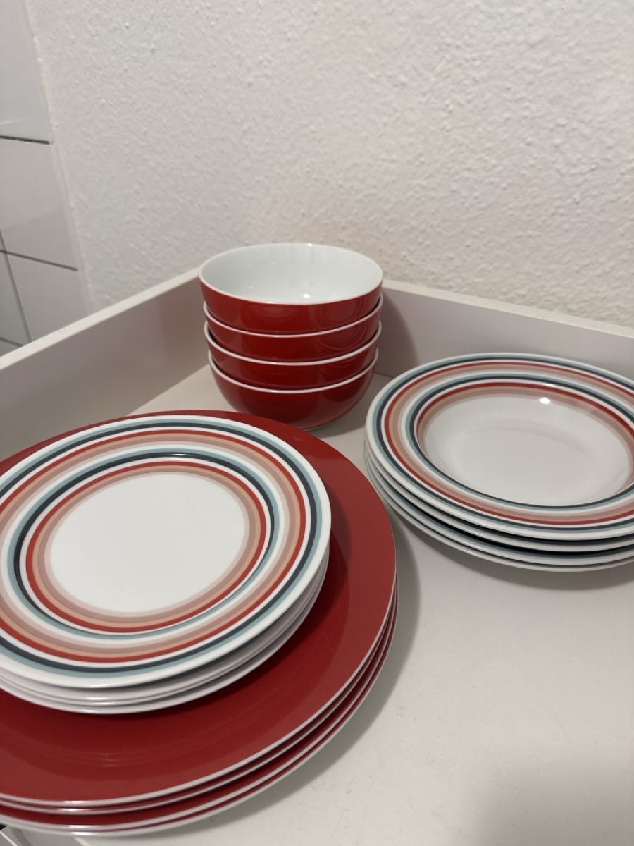 Geschirrsets: Geschirrset 16-Teilig – Gebraucht aus Winterthur von vic_d5t9