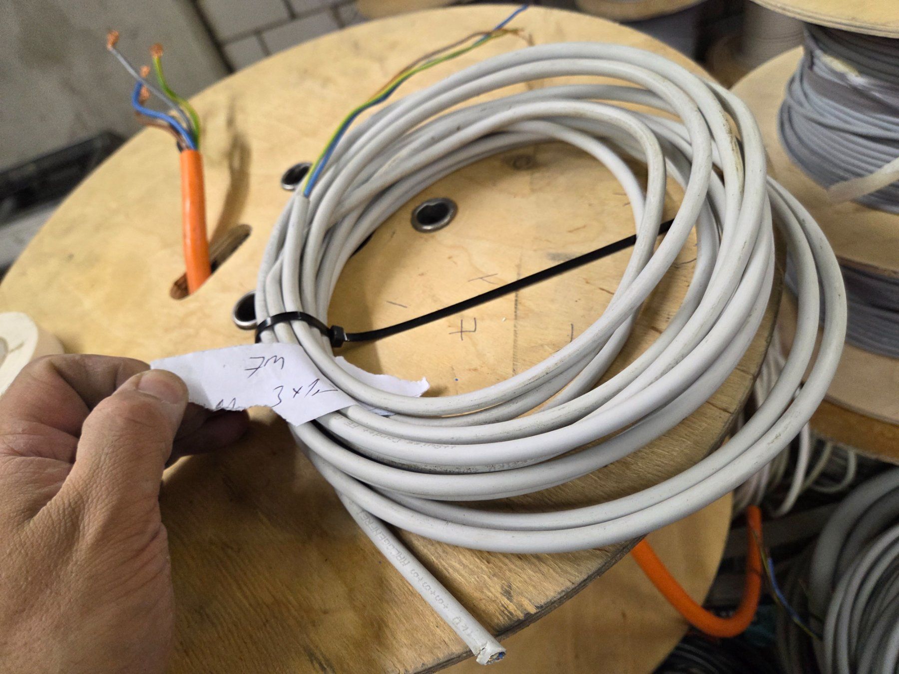 Cavi: Kabel TT 3G1.5 3x1.5mm2 3x1.5  7m – Usato da Zürich venduto da eymen20