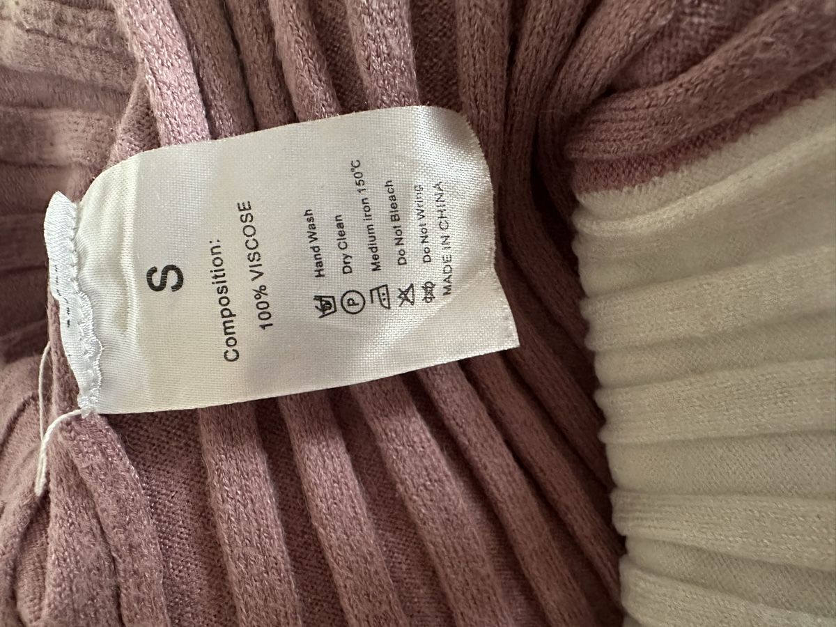 Top: Rollkragenpullover, Lila-Weiss – Usato da Gipf-Oberfrick venduto da Gabor5 2