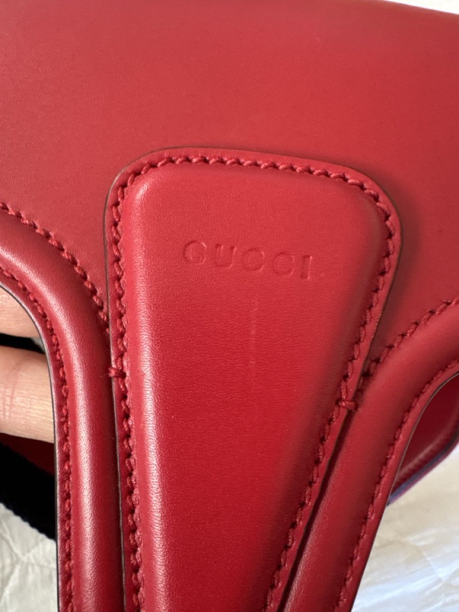 Gucci Sacs femmes: Sac Gucci rouge, Lady Web small ! Superbe. – D'occasion à Genève par Cicin 4