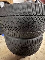 2x Winterreifen 295/35/21107V 