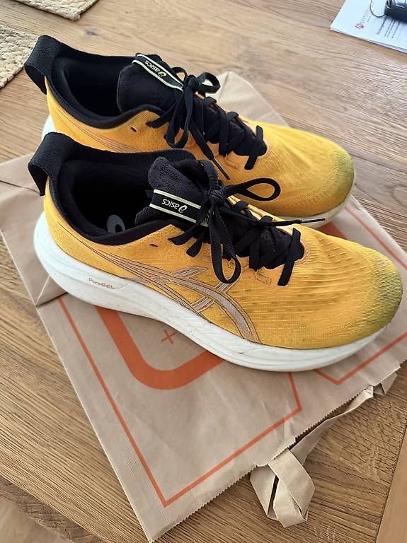 Herrenschuhe: Asics Gel-Nimbus 27,Grösse 42 – Gebraucht aus Bern von gregnenn