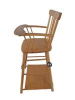 Spielzeug-Hochstuhl mit Tisch