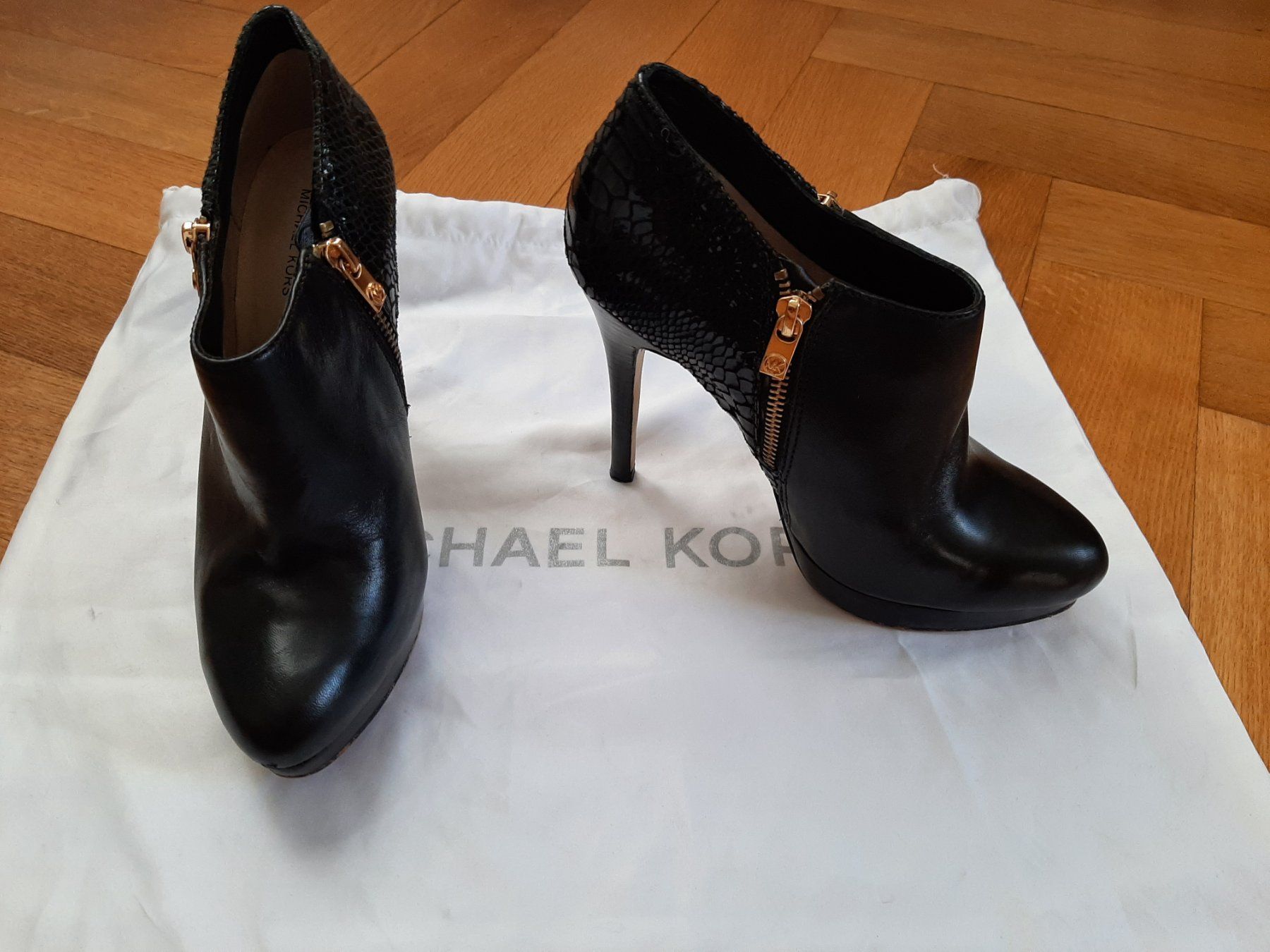 Michael Kors Chaussures femmes: Chaussures Michael Kors 38 – D'occasion à Lausanne par Cognitia 1