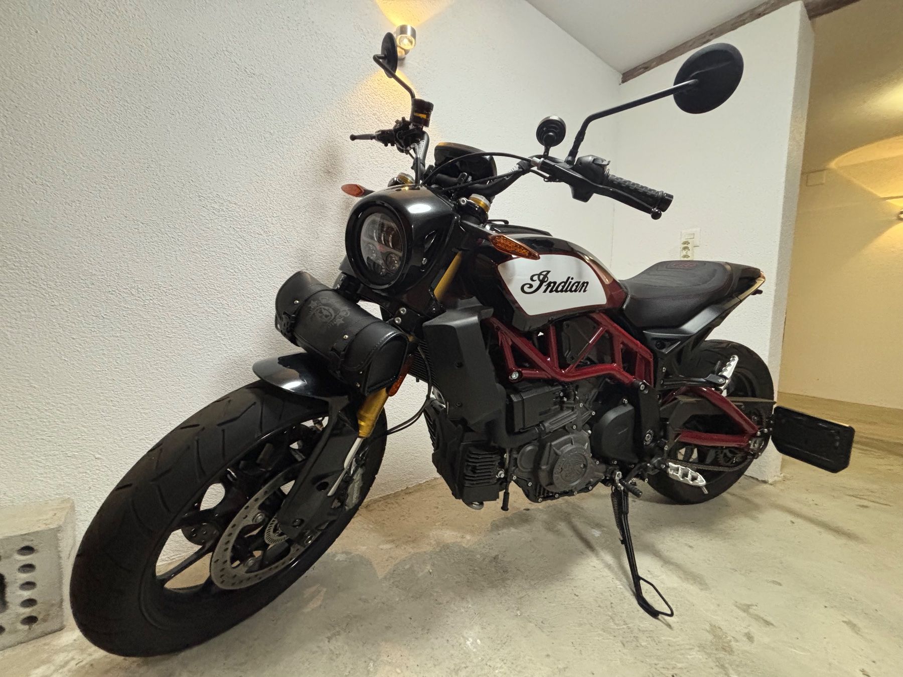 Indian Motorcycle Strasse: Indian FTR 1200 2019 – Gebraucht aus Tägerwilen von Silver_men