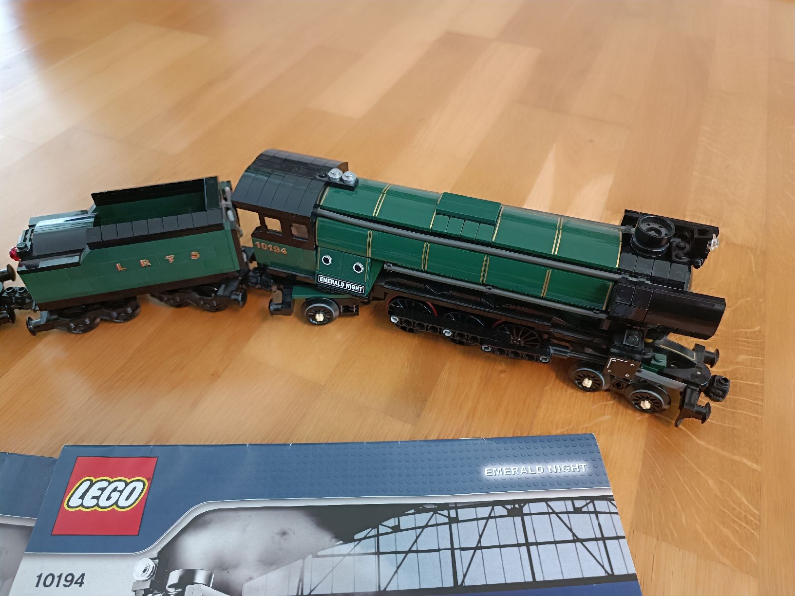 Lego Kit di costruzioni: Lego 10194 Emerald Night Express – Usato da Otelfingen venduto da patida 4