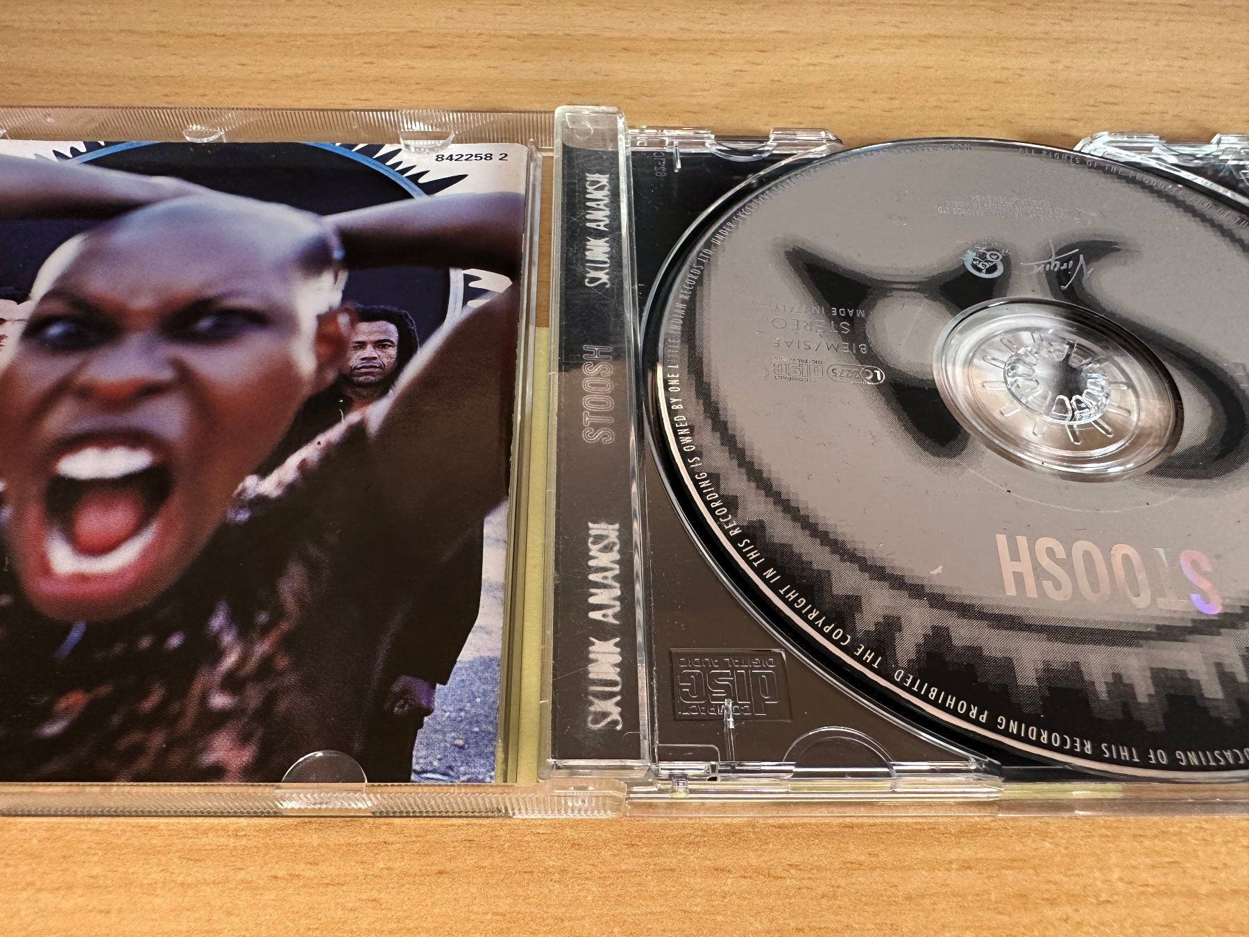 CD: Skunk Anansie – Stoosh – Usato da Rikon im Tösstal venduto da Alpenmutz 2