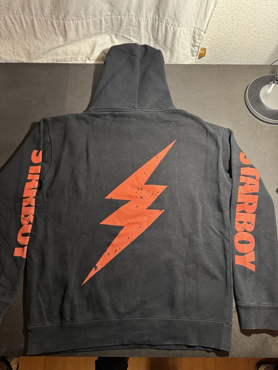 Maglioni & Felpe: The Weekend Starboy Hoodie – Usato da Bern venduto da jan_bfn5 1