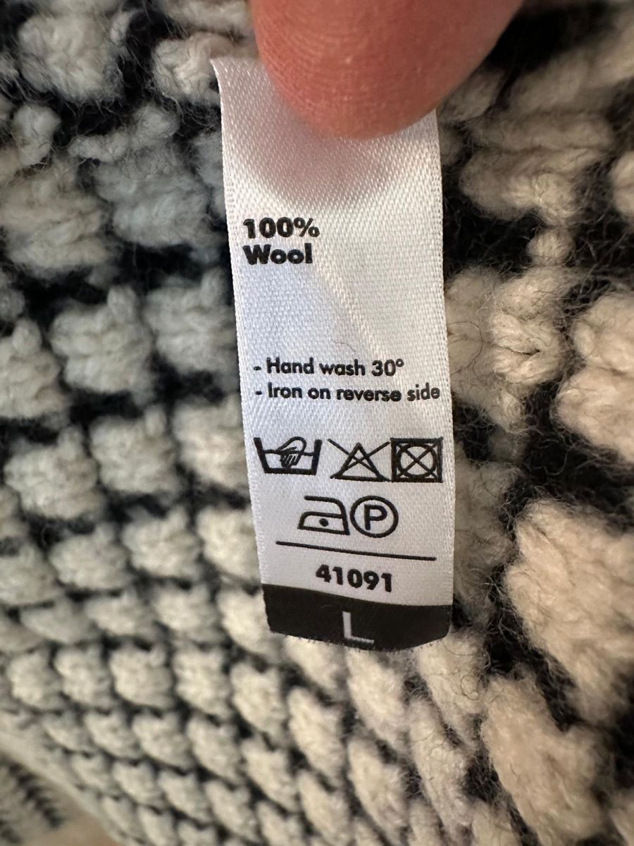 Jacken: Warme Strickjacke von I Heart, Gr. L – Neu (gemäss Beschreibung) aus Binningen von Yuliya15 5