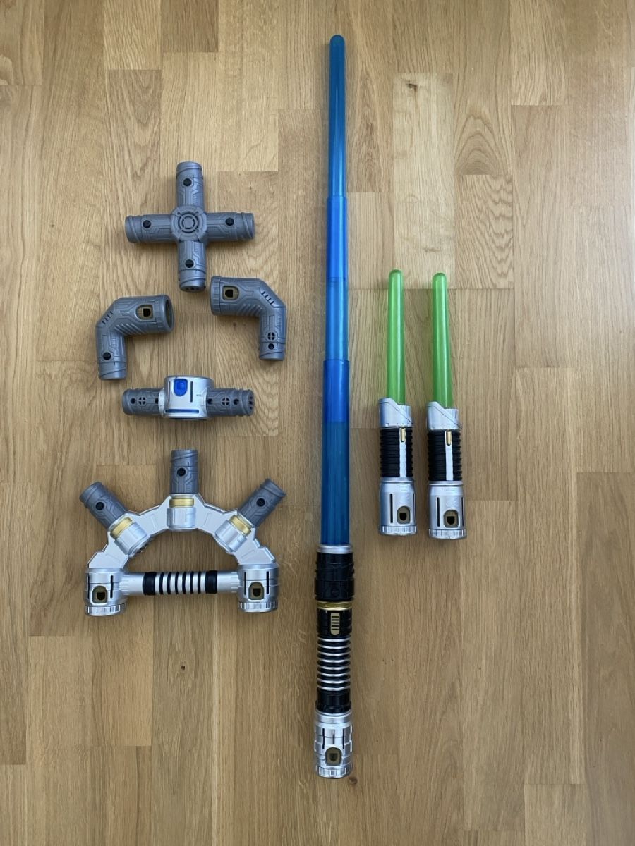 Hasbro Giocattoli: Star Wars Bladebuilders: Electronic lightsaber (Hasbro) – Usato da Dotzigen venduto da MichelleW00