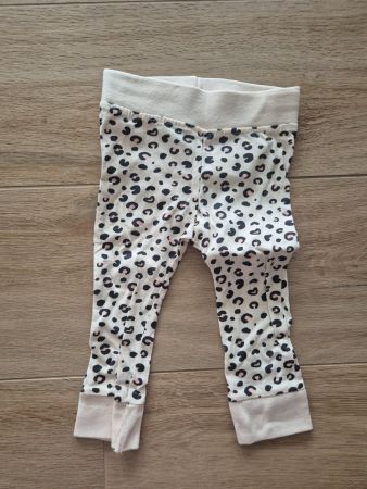 Baby Leggings/Hose in der Grösse 74