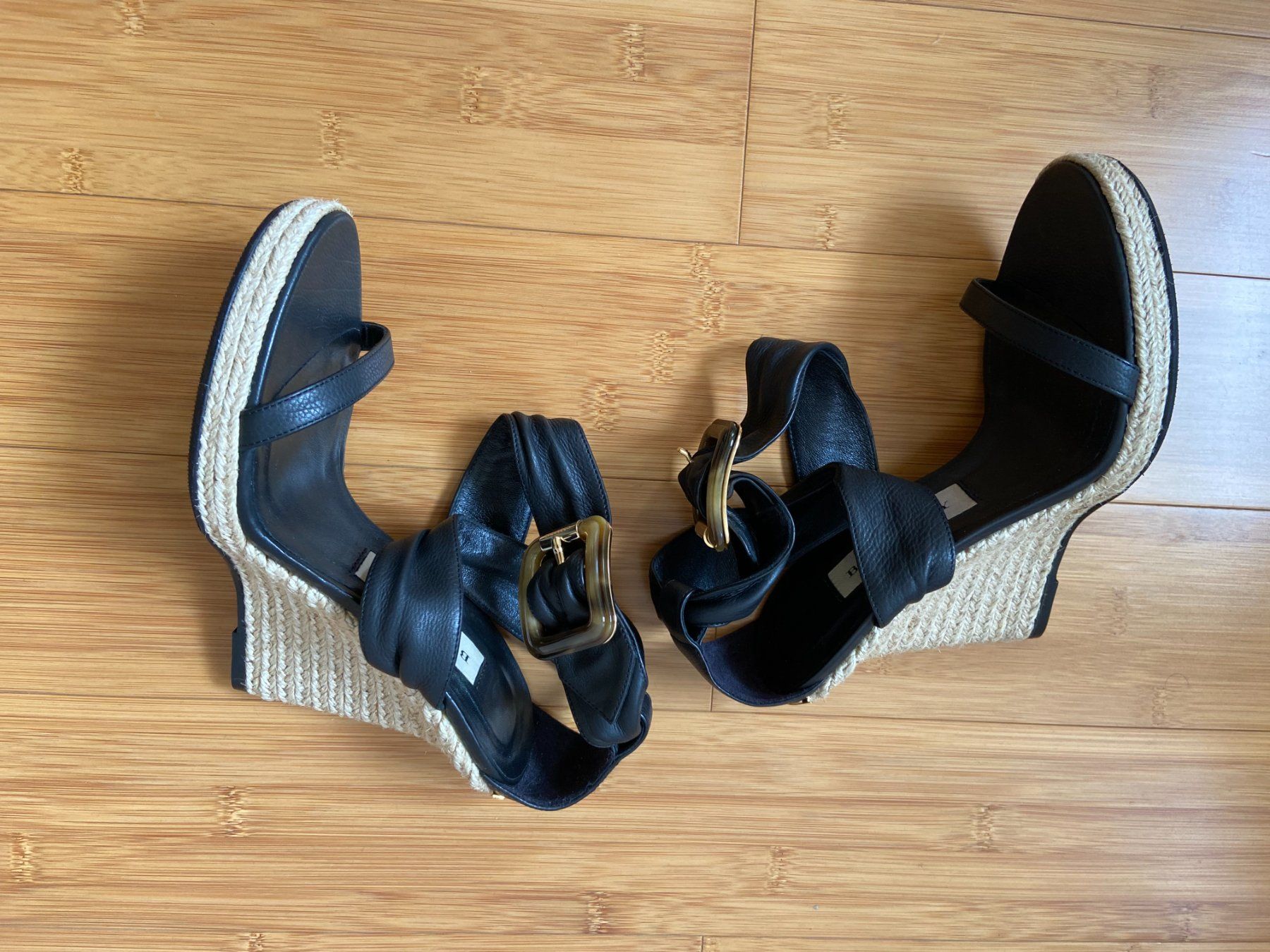 Burberry Damenschuhe: Burberry Wedges Catsbrook Grösse 36 – Gebraucht aus Zürich von Maki8 2