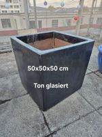 Blumentopf / Pflanztopf glasiert winterhart
