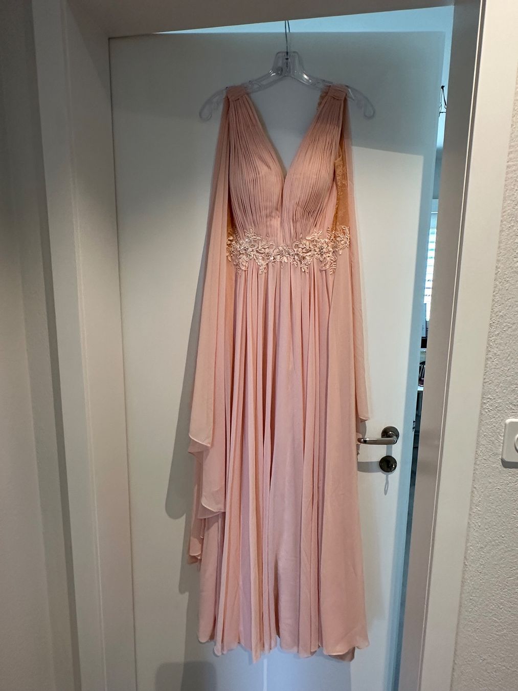 Vestiti: Rosa Abendkleid / Ballkleid, Gr. 38 – Nuovo (secondo la descrizione) da Herzogenbuchsee venduto da cmk_v82m