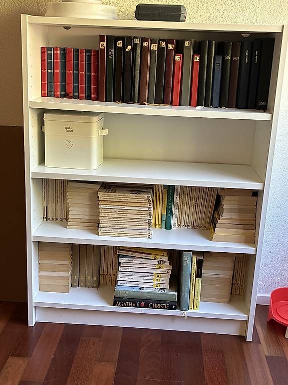 Scaffali: Libreria Billy – Usato da Corzoneso venduto da zan_9tt8