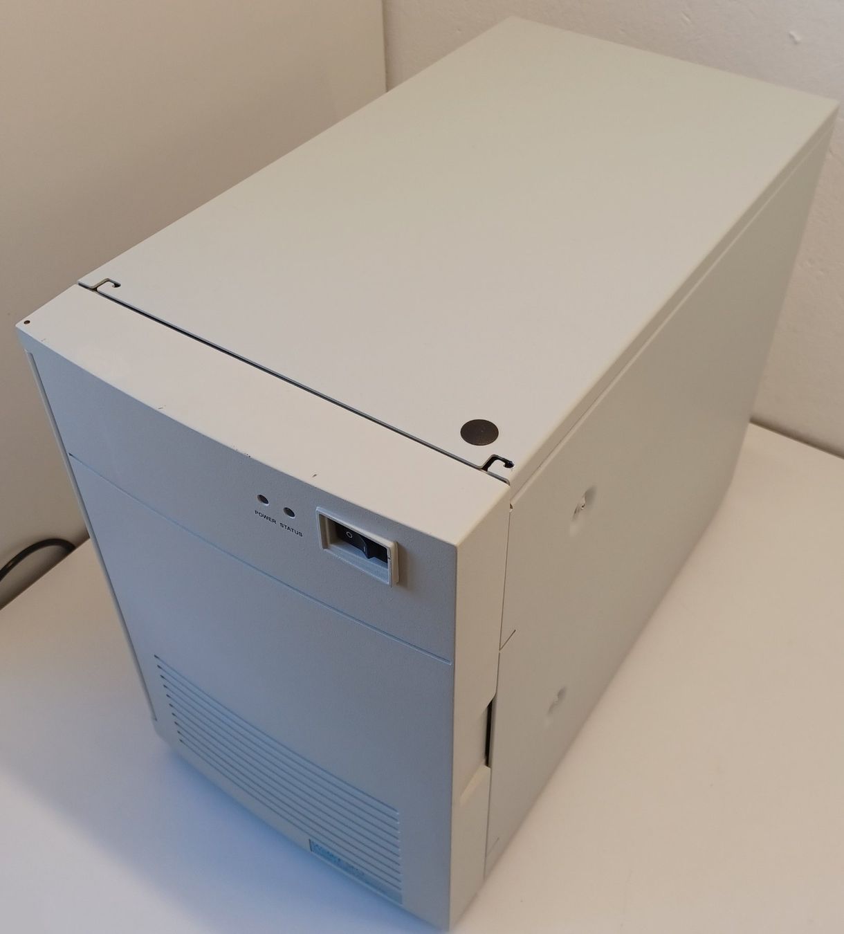 Accessori da laboratorio: Waters SFO System Fluid Organizer – Usato da Niederdorf venduto da LeptonAG_Labor