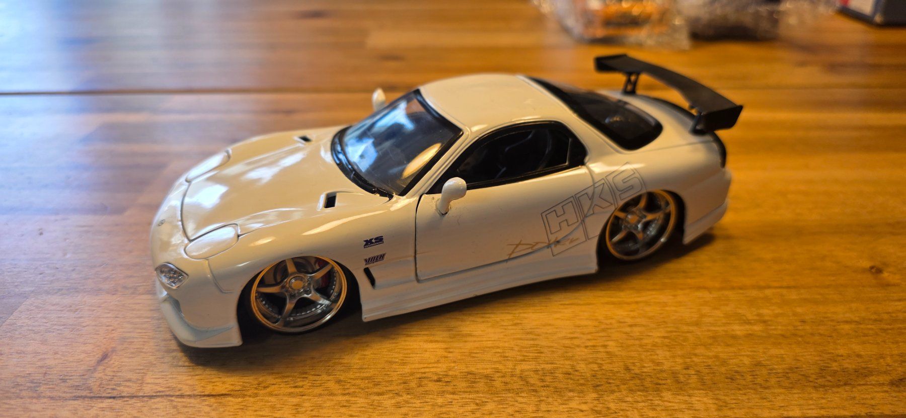 Mazda Modellini d'auto: Modellauto weiss Mazda RX-7 1/24 – Usato da Hochfelden venduto da Danizh0