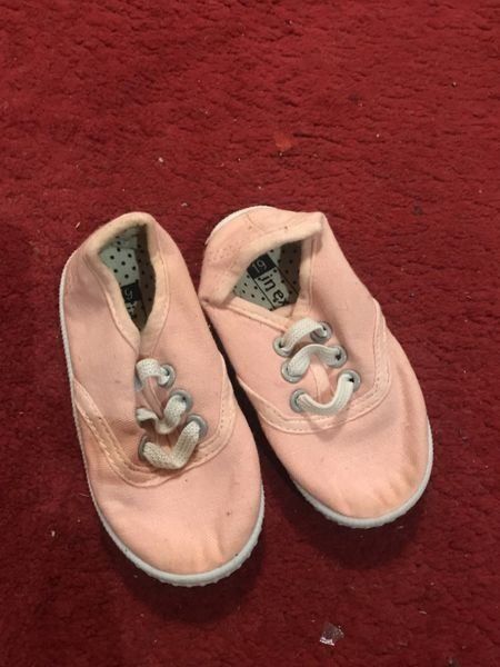 Scarpe per ragazze: Mädchen Schuhe In extensor 19 – Usato da Bergdietikon venduto da antovale
