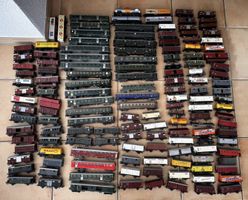 150 Model-Eisenbahnwagen (Spur H0)