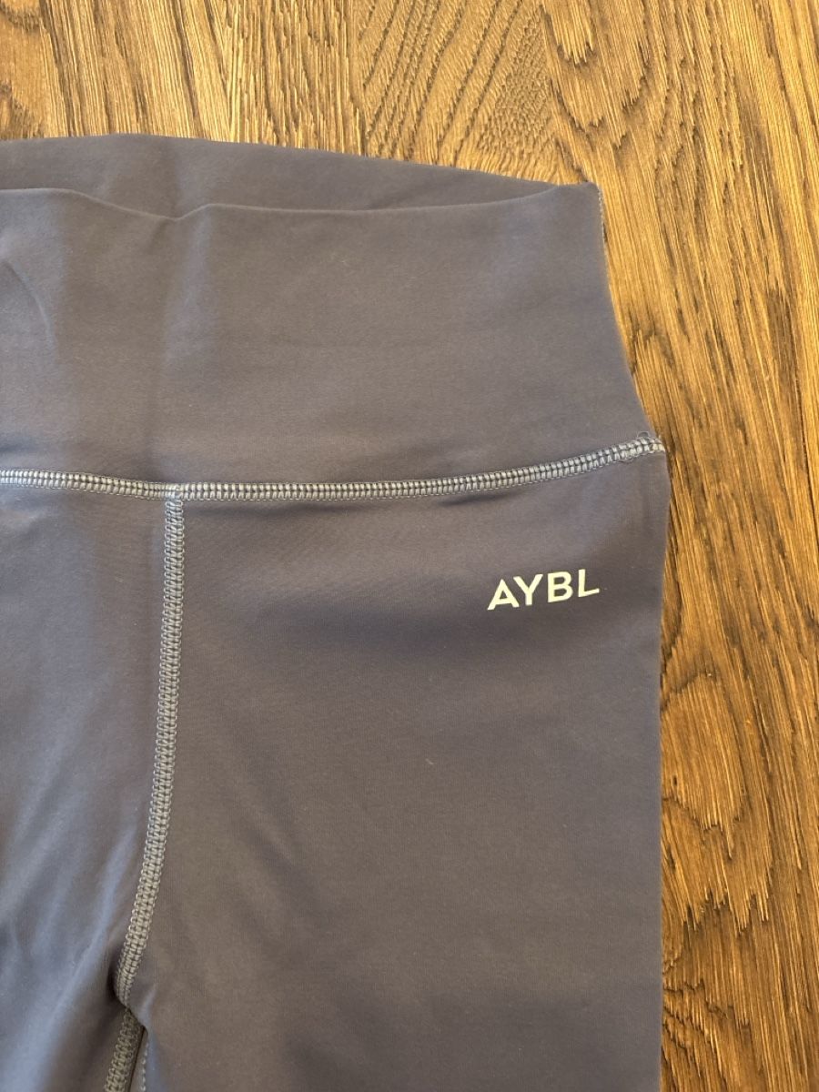Aybl Leggings: AYBL Leggings grau-blau S  – Gebraucht aus Bern von tamwoe 1