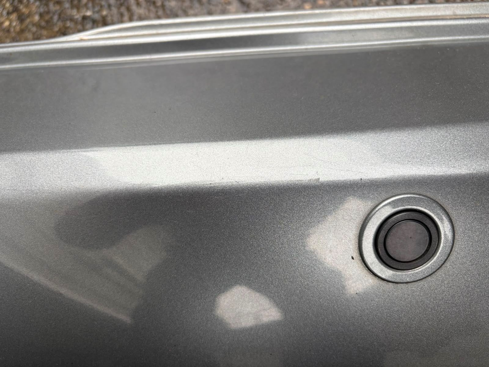 Mini Tutti pezzi di ricambio auto: Stossange hinten mit PDC. Grau met – Usato da Frasnacht venduto da Viste0 1