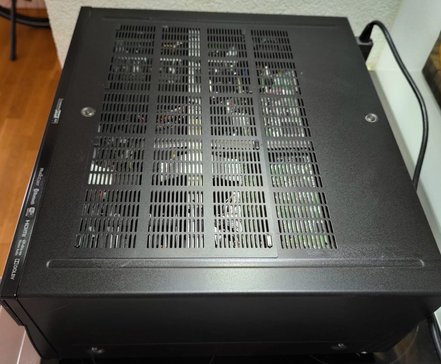 Amplificateurs: Yamaha RX-A1050 – Avec télécommande d’origine – D'occasion à Porrentruy par Piquetix