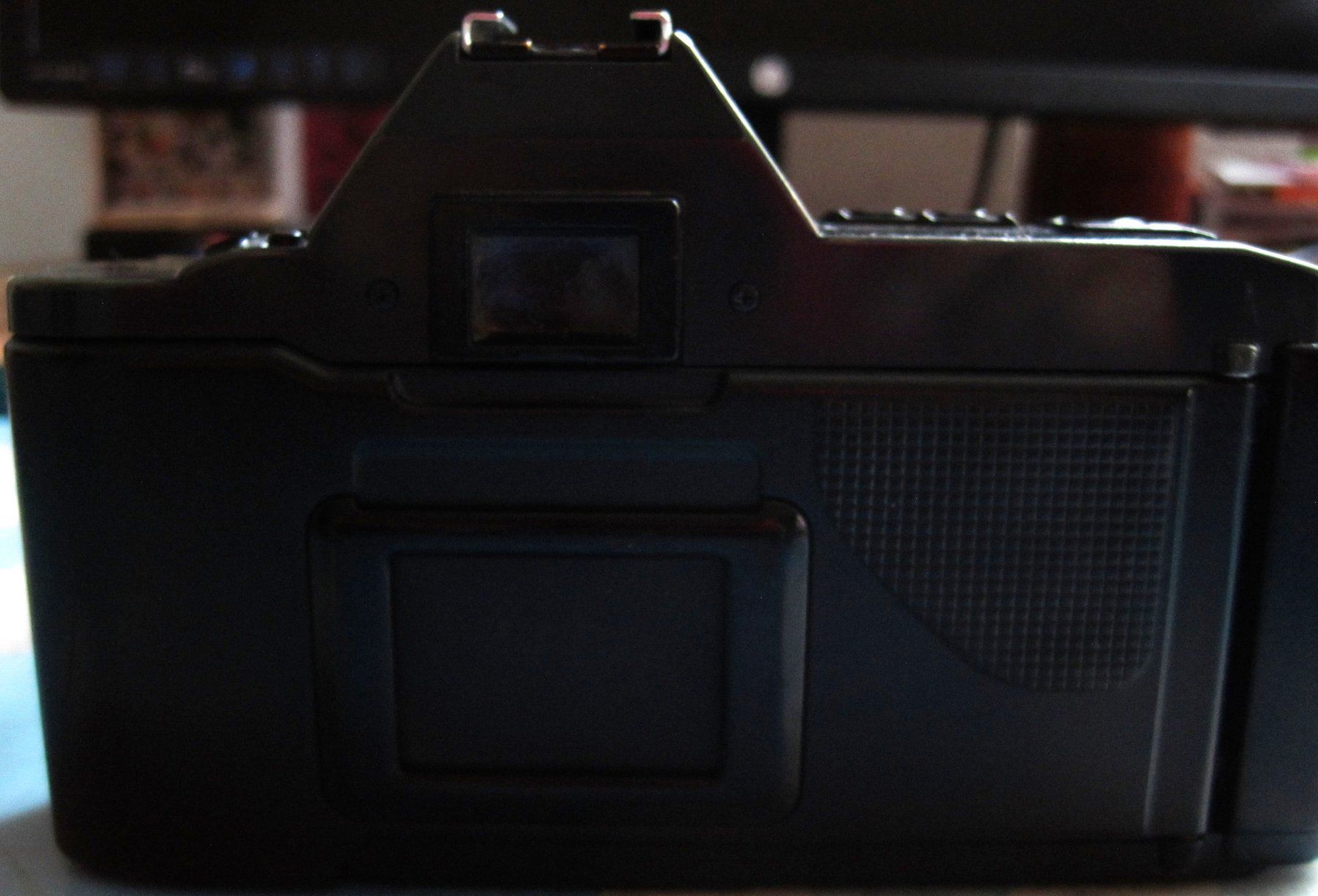 Canon Fotocamera: Canon T70 MULTIPLE PROGRAM AE DUAL METERING SYTEM – Usato da Riedikon venduto da gra_r5w8 3