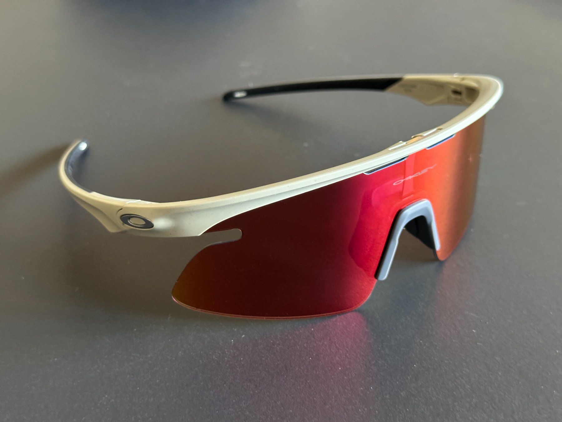 Oakley Occhiali & Lenti: Oakley RSLV Lite - sandstorm - 1x-getragen – Nuovo (secondo la descrizione) da Mollis venduto da Aanja5