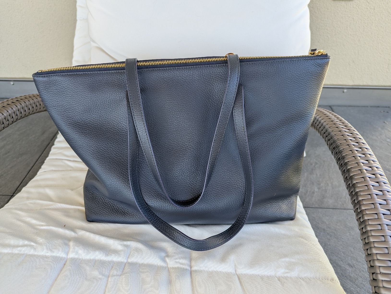 Coccinelle Taschen für Damen: COCCINELLE Tasche Leder – Gebraucht aus Seengen von sam_x5tk 3