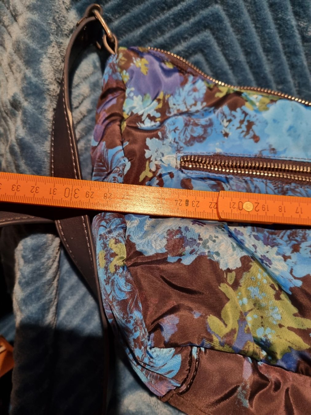 Desigual Borse da donna: Desigual Tasche blau gemustert gute Zustand – Nuovo (secondo la descrizione) da Aesch BL venduto da mutti04 5