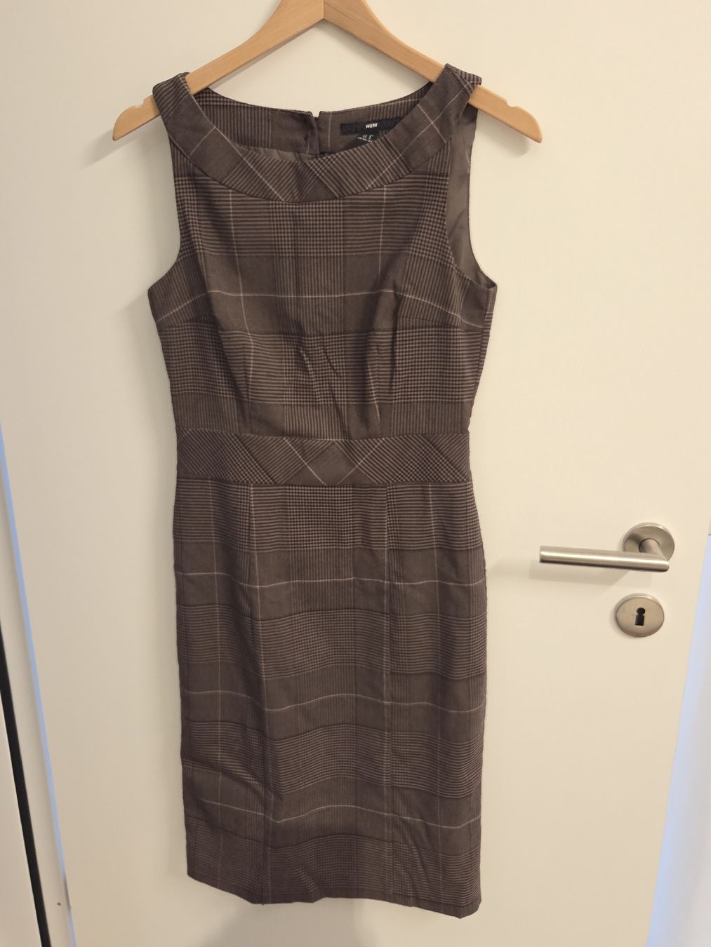 H&M Vestiti: Businesskleid Gr. 36 – Usato da Kriens venduto da ..stx..