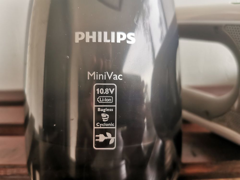 Philips Handstaubsauger MiniVac FC6148 ab CHF 1. Kaufen auf Ricardo