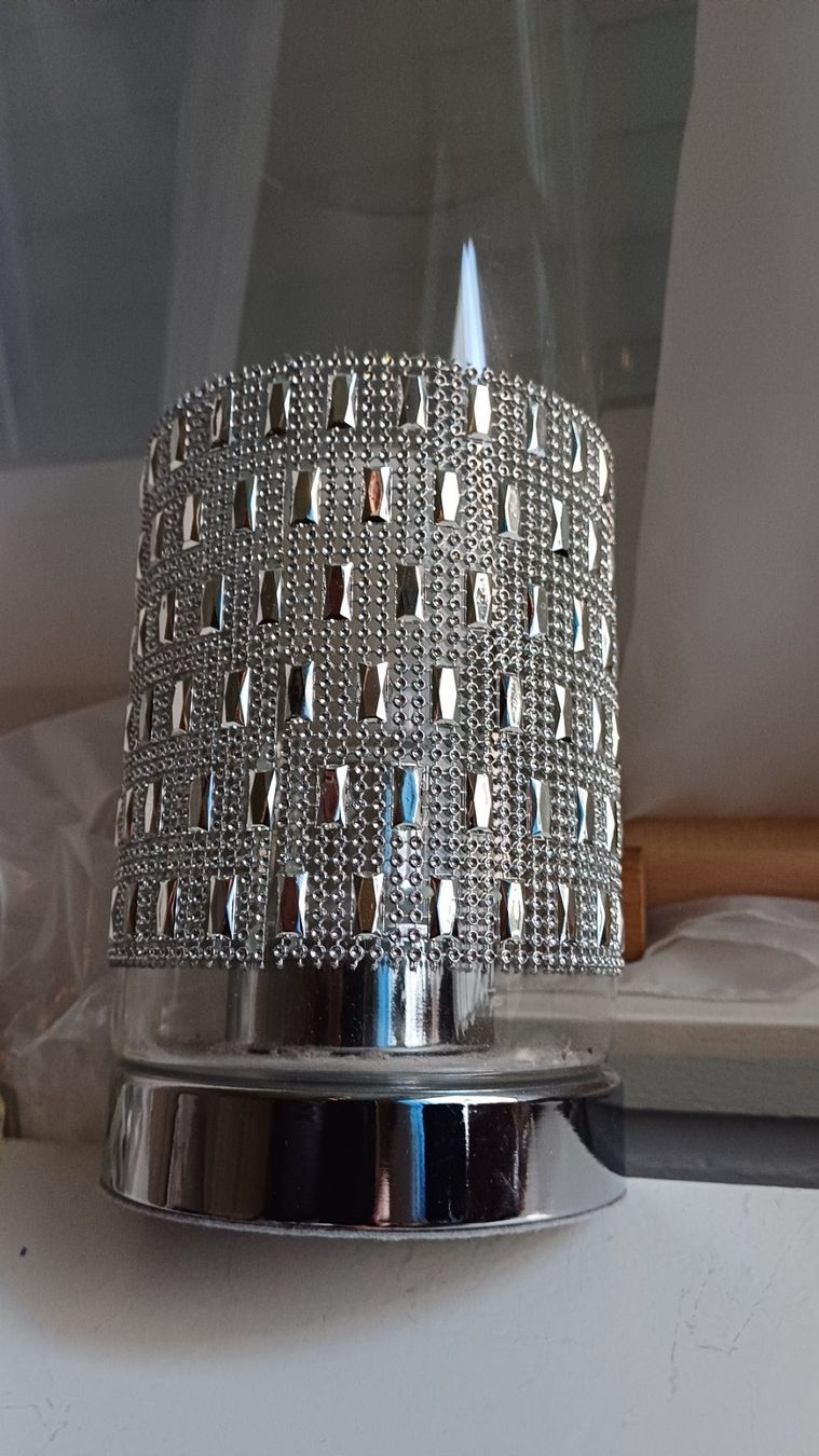 Lampade: Tischlampe (neuwertig) – Nuovo (secondo la descrizione) da Zollikerberg venduto da Kaugo 1