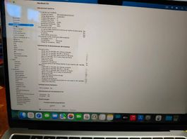 Vendo Macbook air M2 usato pochissimo stato pari al nuovo