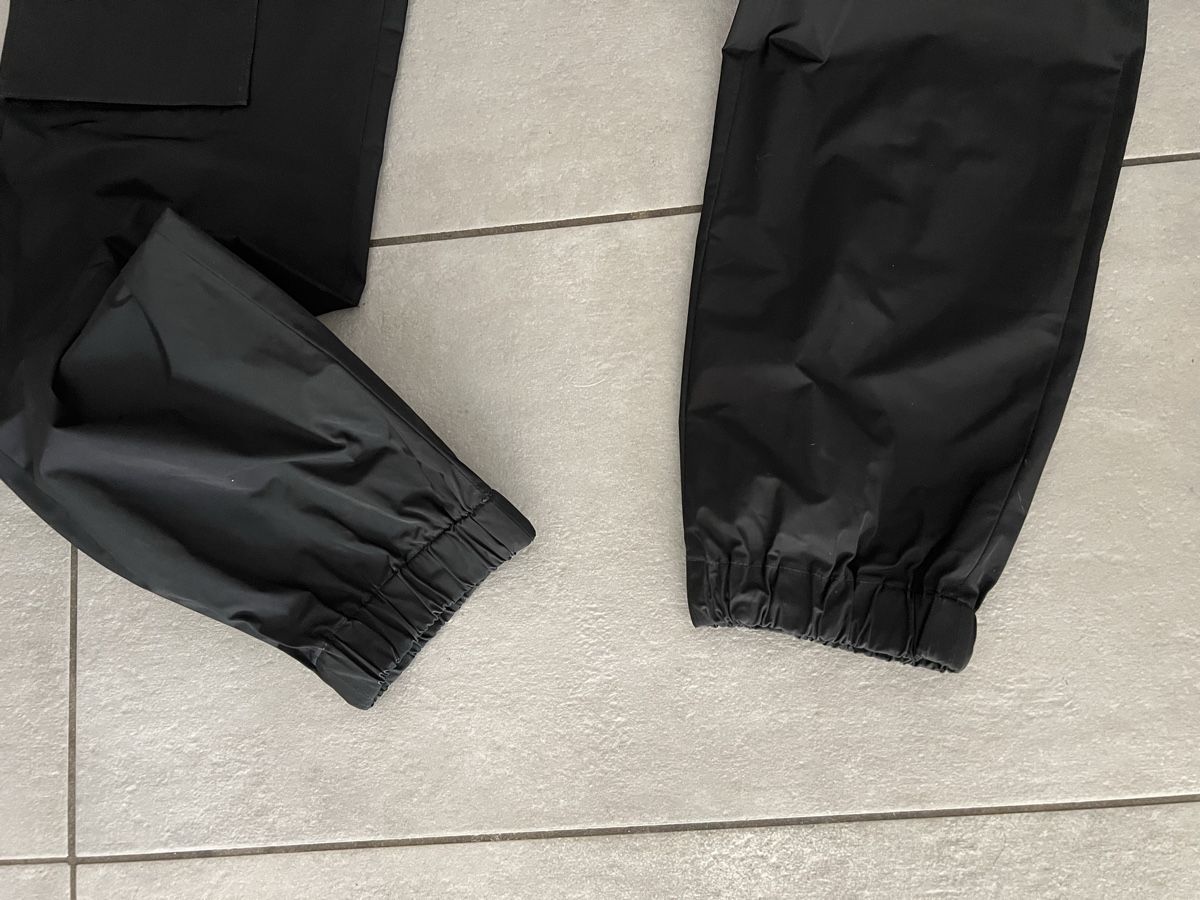Dsquared2 Pantalons: Dsquared2 pantalone impermeabile uomo  – D'occasion à Mendrisio par fly_9wzx 7