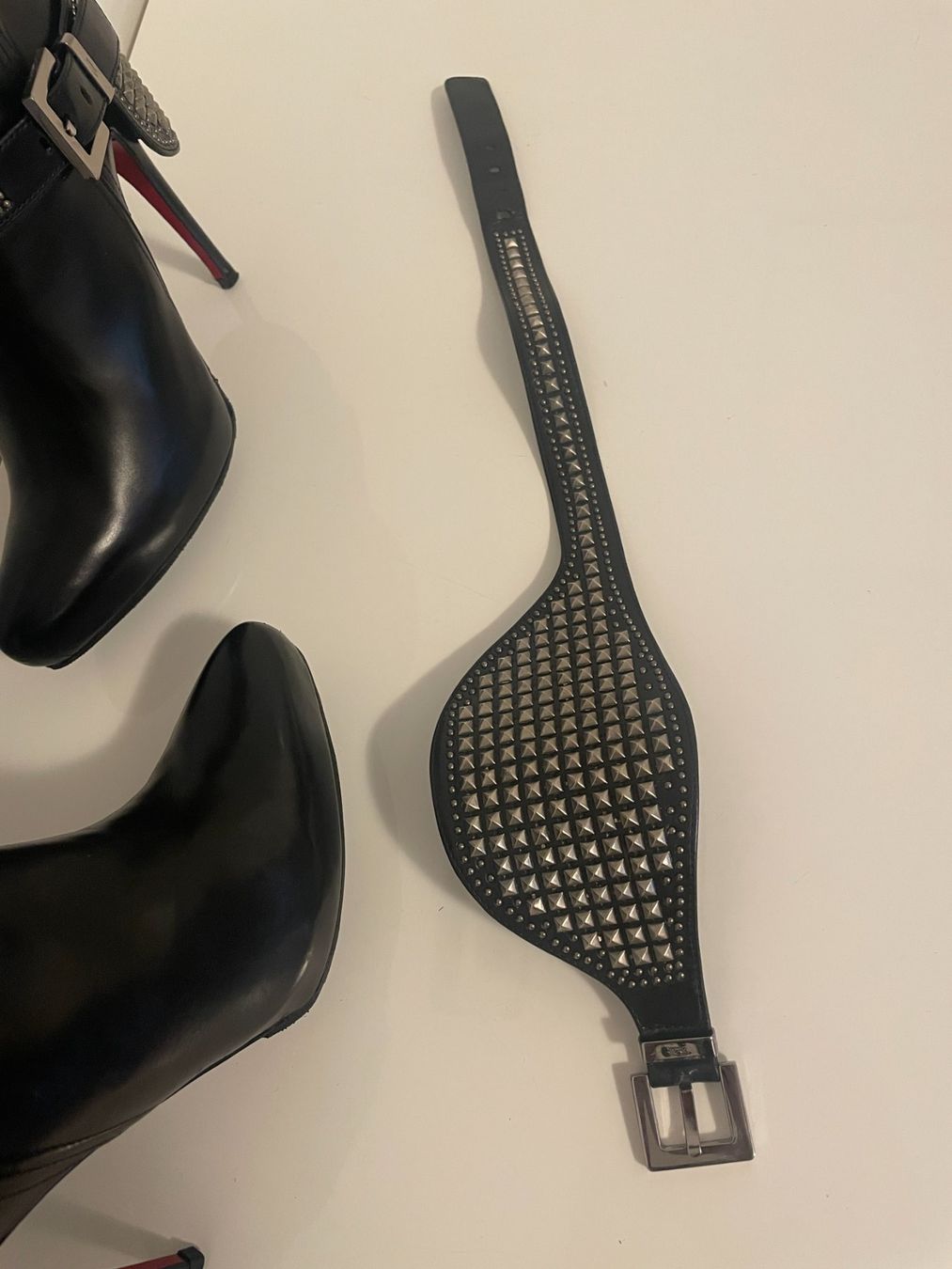Damenschuhe: Vintage Cesare Paciotti heeled Boots – Gebraucht aus Zürich von nao_6f5t 1