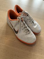 Hallenschuhe/Fusballhallenschuhe Nike