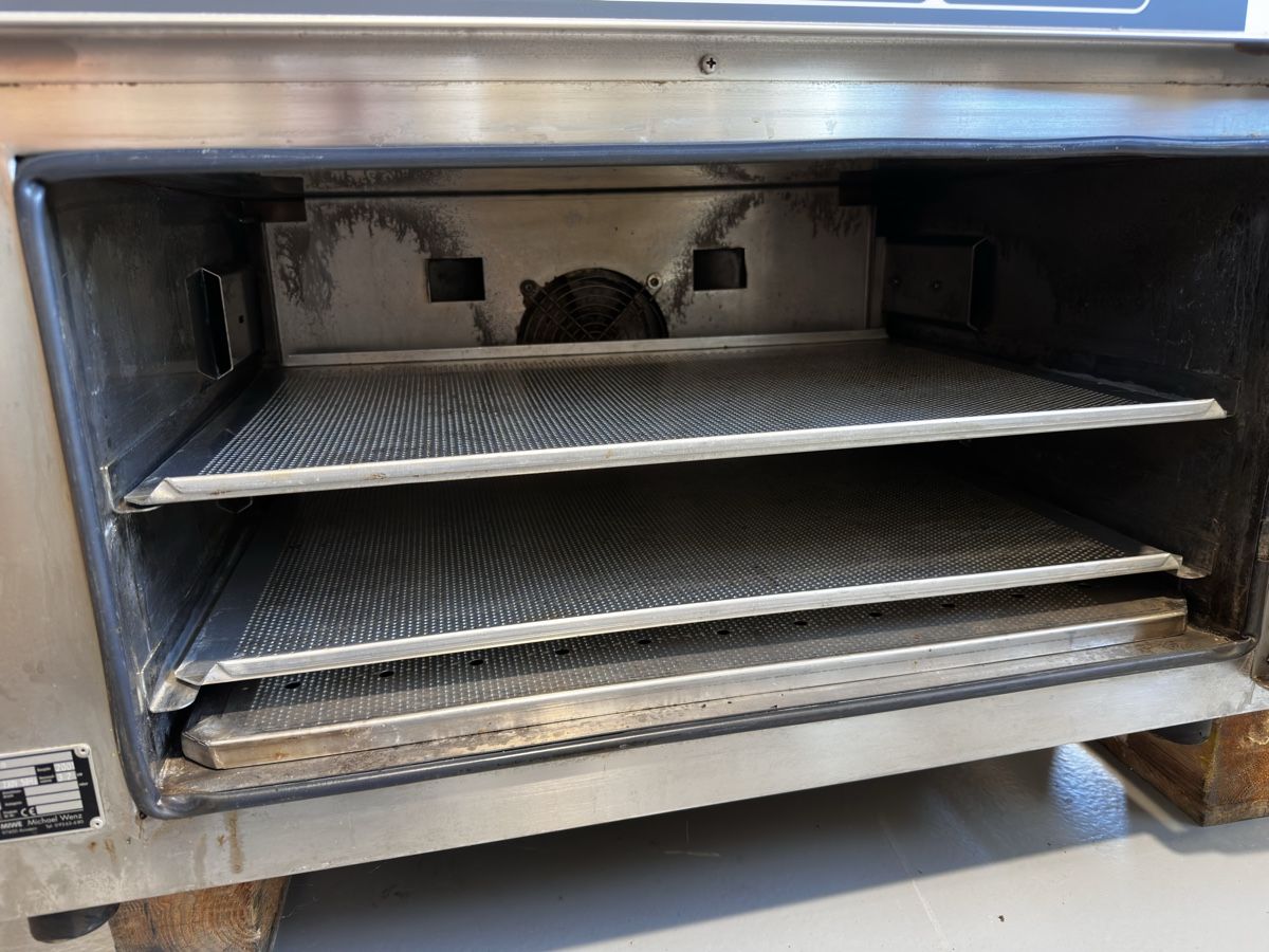 Backöfen: Umluft Backofen Miwe Gusto CS – Gebraucht aus Oberriet von Tomorrow01 2