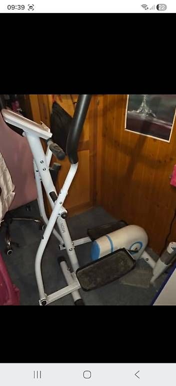 Hometrainer: Velo elliptique comme neuf – Gebraucht aus Mase von pjc71 1