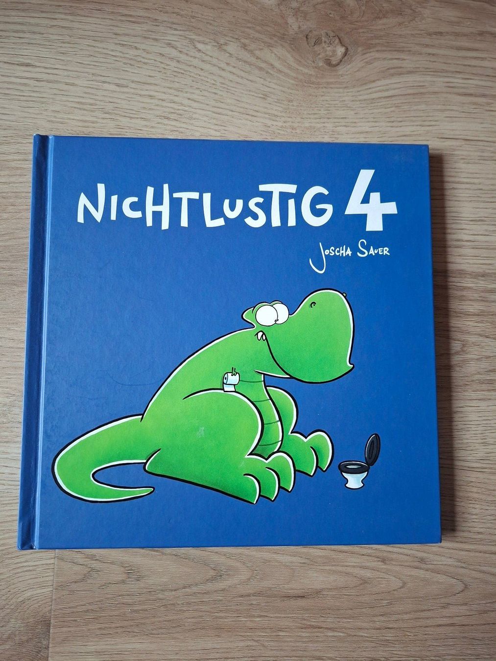 Libri: NICHTLUSTIG 4 – Usato da Oberwil/Dägerlen venduto da Dominique1606