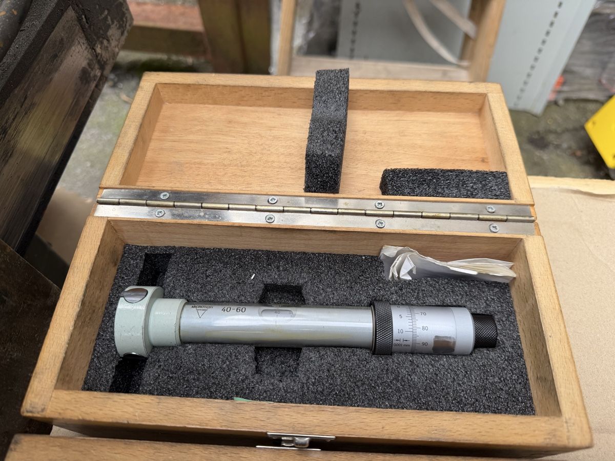Misurare: Posten diverse Präzisionsmessgerät Micrometers Set, Holzbox – Usato da Necker venduto da liq24 7